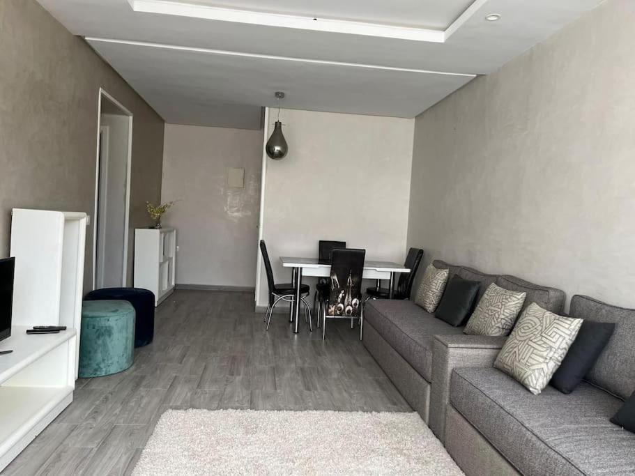 Luxe 2Br Oasis In Tangier Center Apartment Ngoại thất bức ảnh